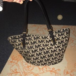 MK purse